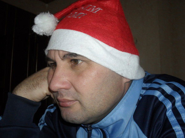 Роберт Низамов