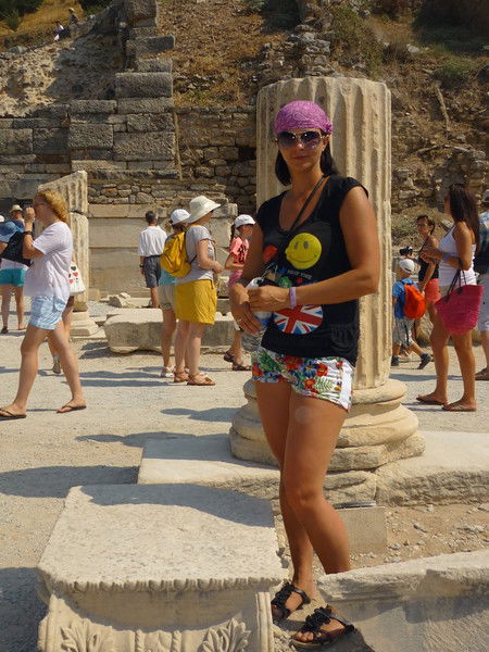 Надя Исакова