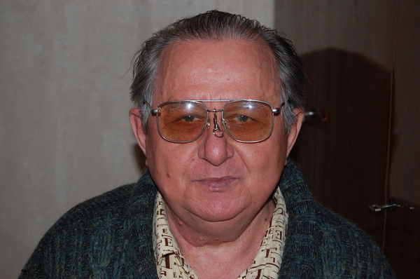 Александр Попов