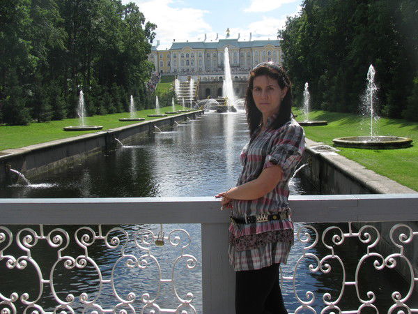 Елена Сазонова