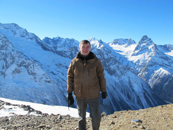 Максим Лутовин