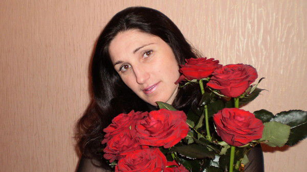 Юля Дхтяренко