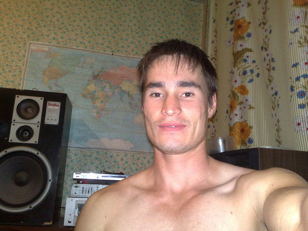 Ленур Алиев