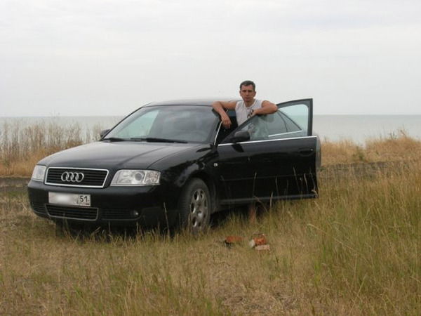 Евгений Ларин