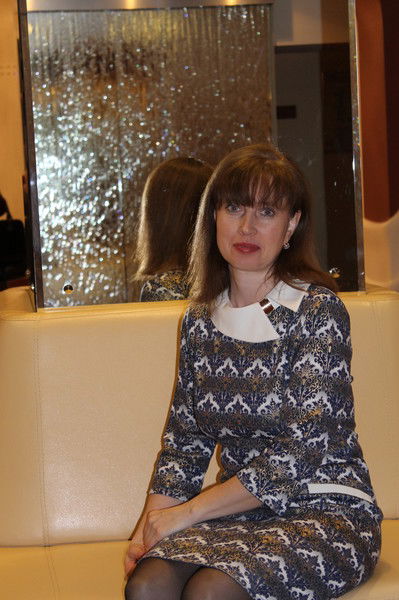 Лена Тихомирова