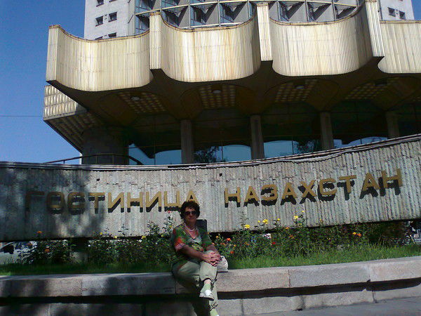 Лариса Бутур