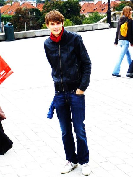 Неизвестно Неизвестно