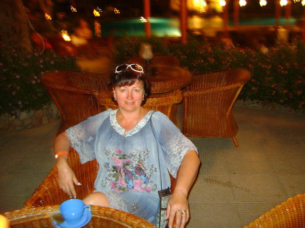 Елена Черная