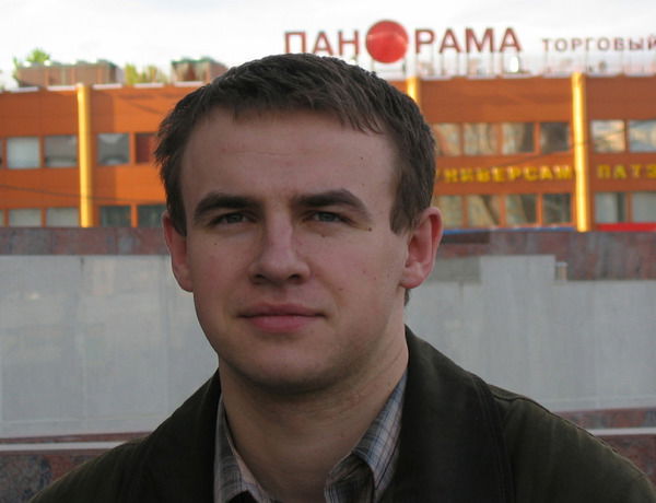 Денис Артеменков
