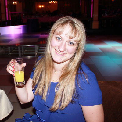 Анна Плешакова