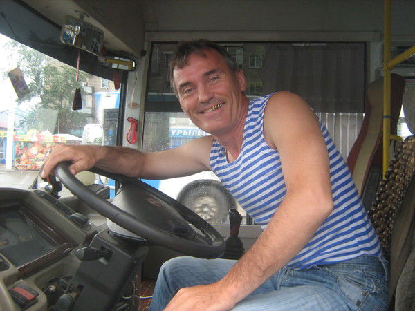 Сергей Золотых