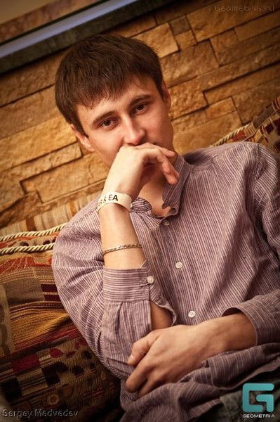 Владислав Попов