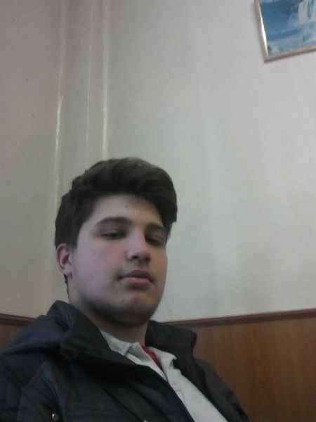 Серый .........