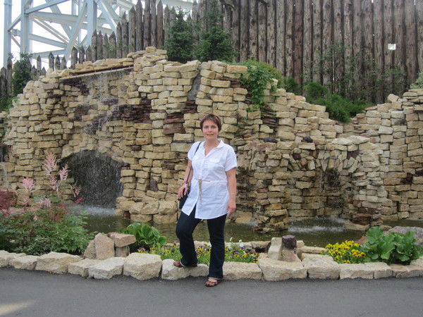 Марина Сапарова