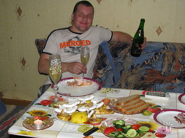 Анатолий Махов