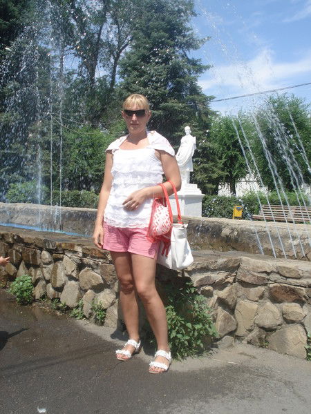 Оля Топоркова