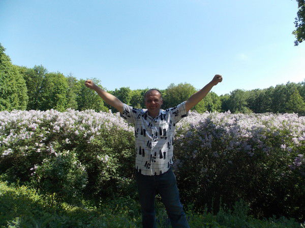 Олег Лавренов