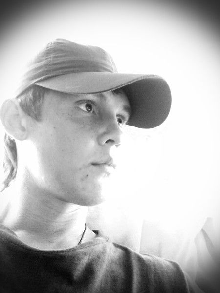 Максим Знахарь