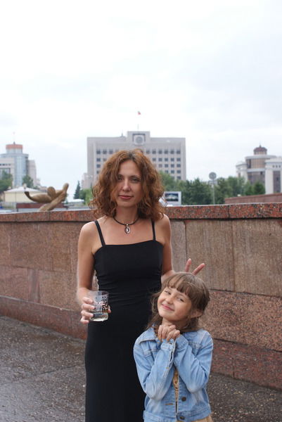 Неля Суслова