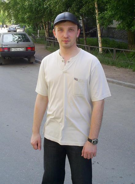 Максим Кузнецов