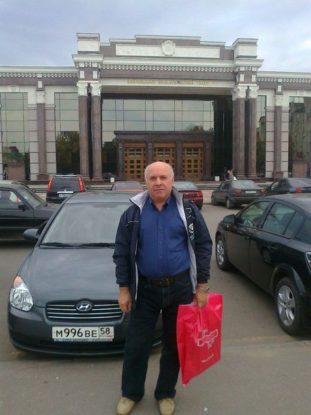 Александр Шарков