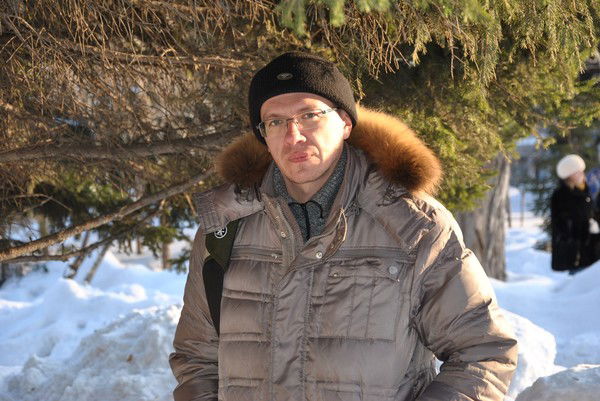 Виктор Богомолов