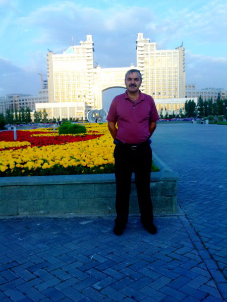 Шахсада Искандаров