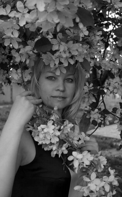 Марина Попова