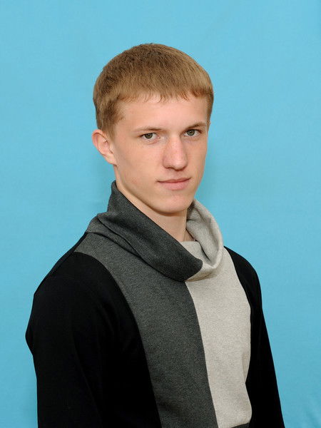 Евгений Петров