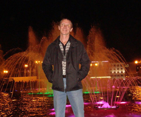 Роман Красноперов