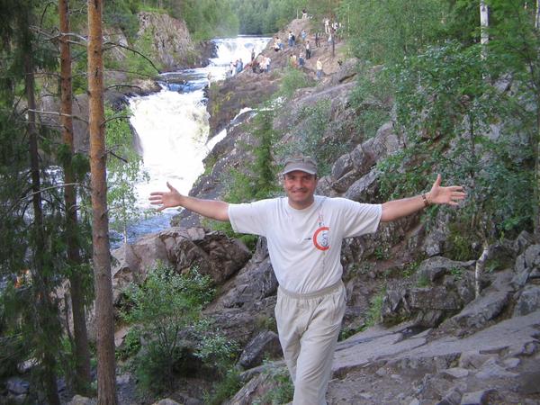 Сергей Артамонов