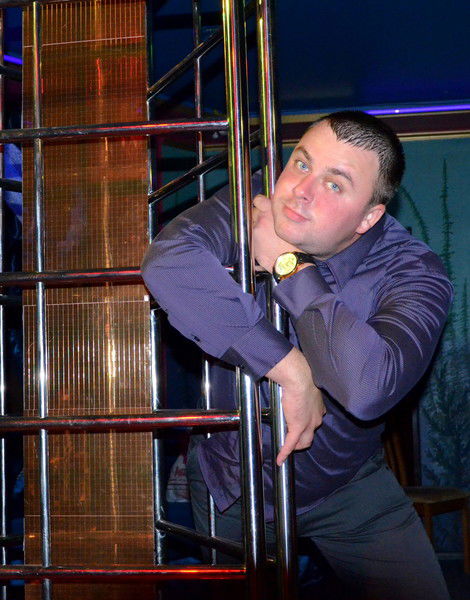 Илья Плотников