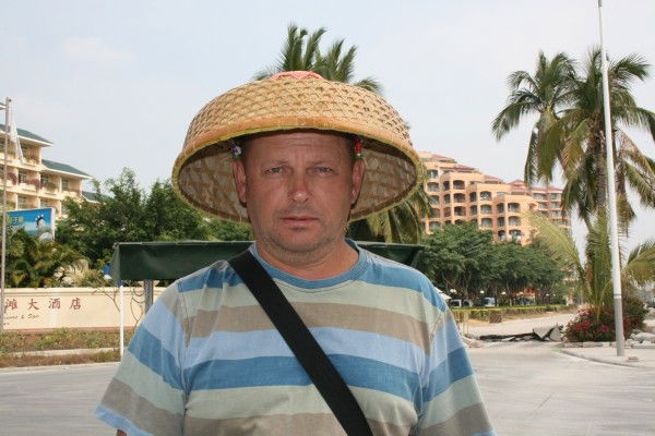 Виктор Довбенко