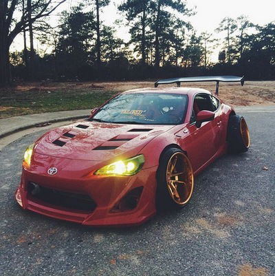 Антон Костюнин