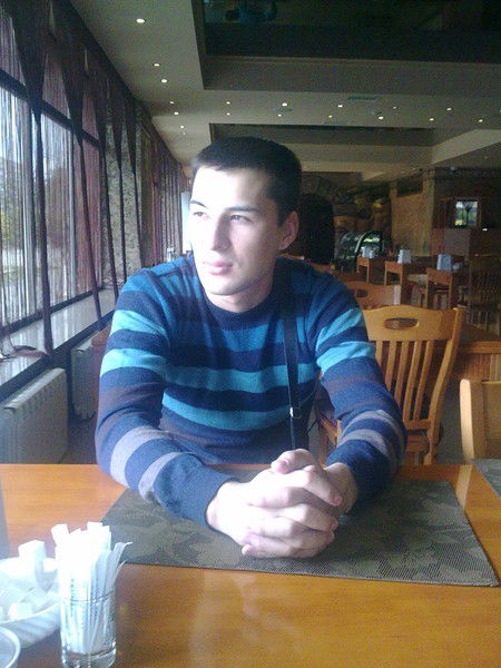 Рустам Танашев