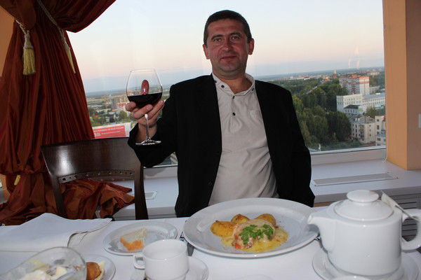 Дмитрий Петров