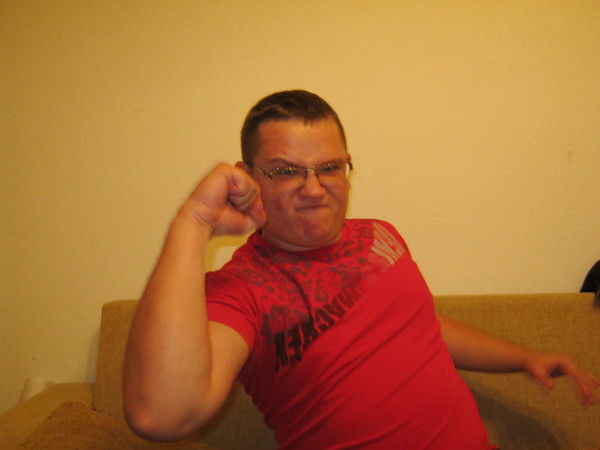 Максим Кислый