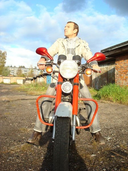 Валерий Иванов