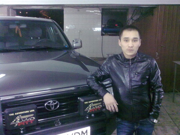 Данияр Акишев