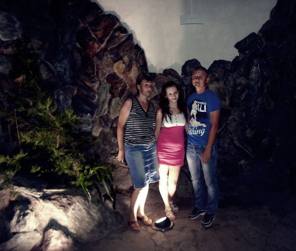 Алёна Никора