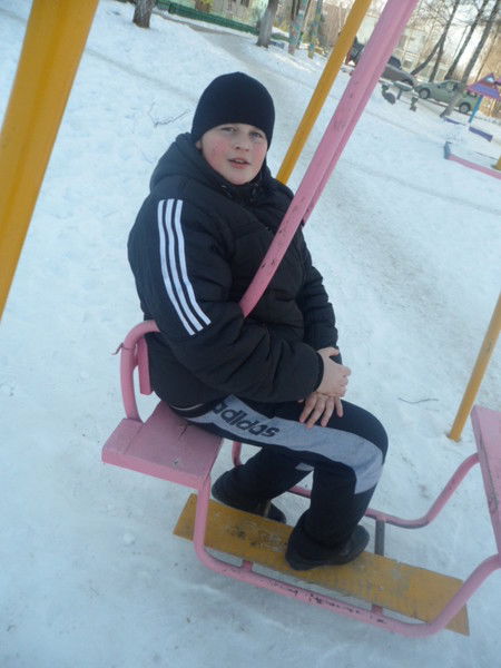 Костя Попов