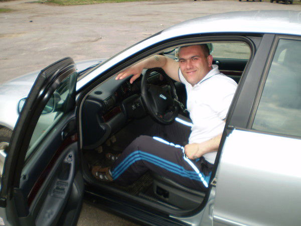 Антон Бочаров