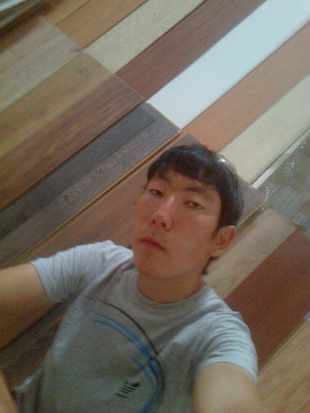 Женис Бекжанов