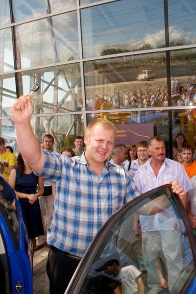 Антон Большаков