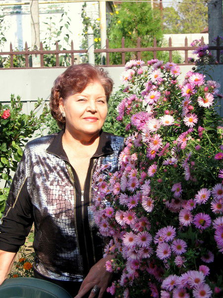 Людмила Исаева