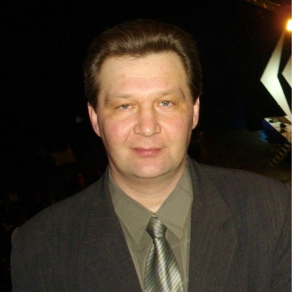 Андрей Конюшков