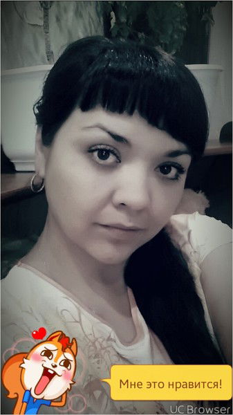 Юлия Сухарникова