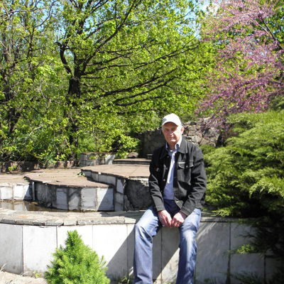 Александр Довыденков