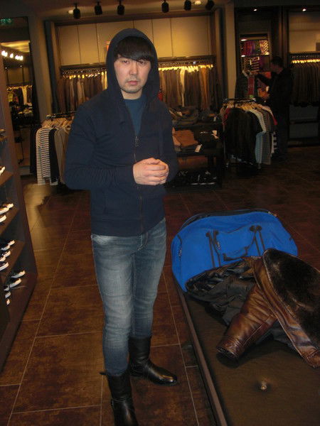 <<<...kenjebek Orozbaev...>>>