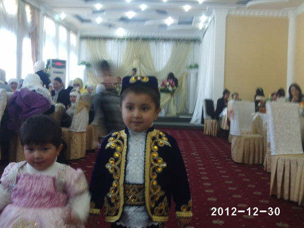 Икром Юлдошев